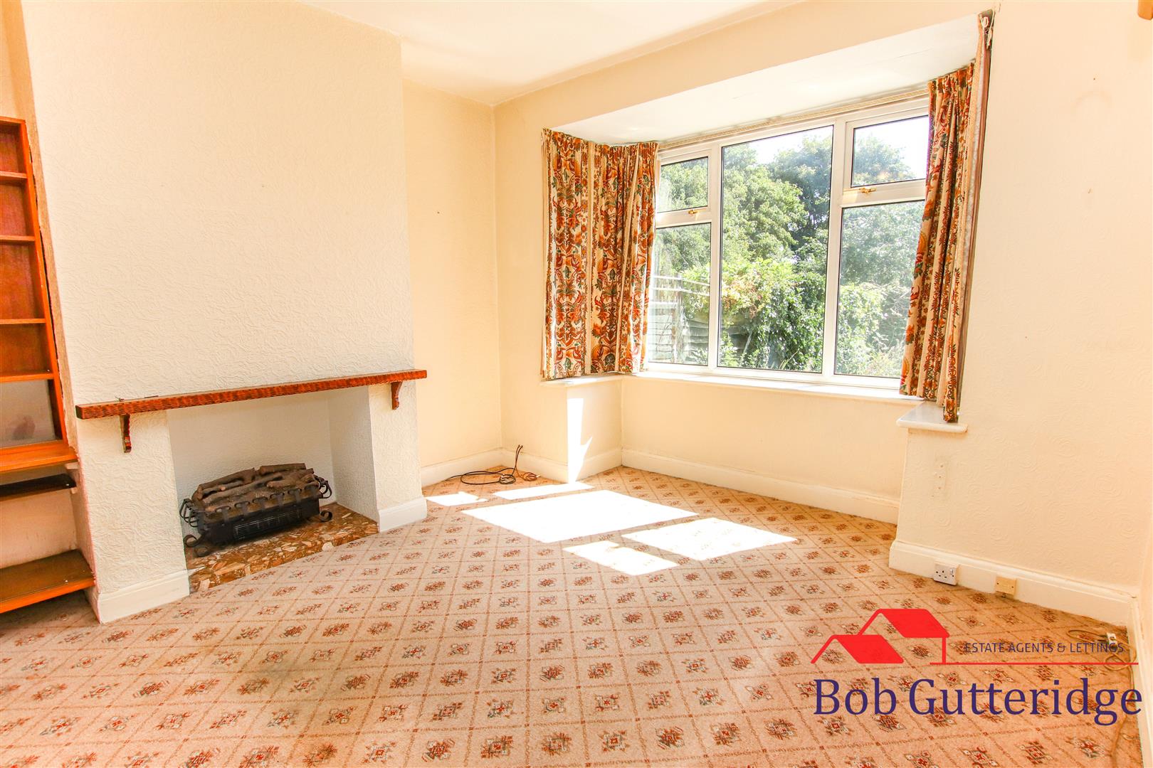 Latest Properties Bob Gutteridge Estate Agents and Valuers